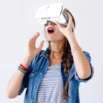 DESTEK V5 VR Combo Sanal Gerçeklik Gözlüğü (Beyaz)
