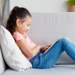 Maeline Kablolu Kulak i Kulaklk (Turuncu)