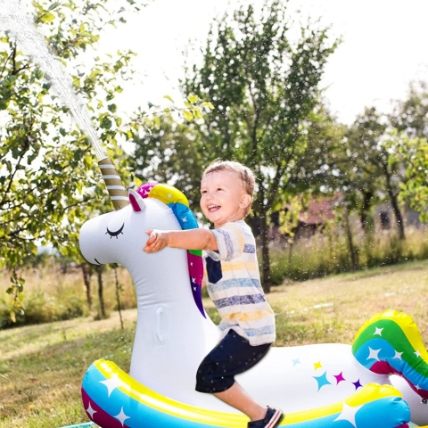 Linowos ime Deniz Yata (Unicorn)