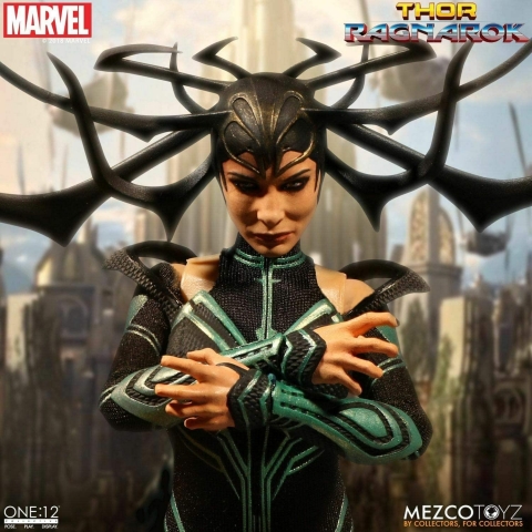 Mezco Marvel Thor Ragnarok Hela Aksiyon Figr(16 cm)
