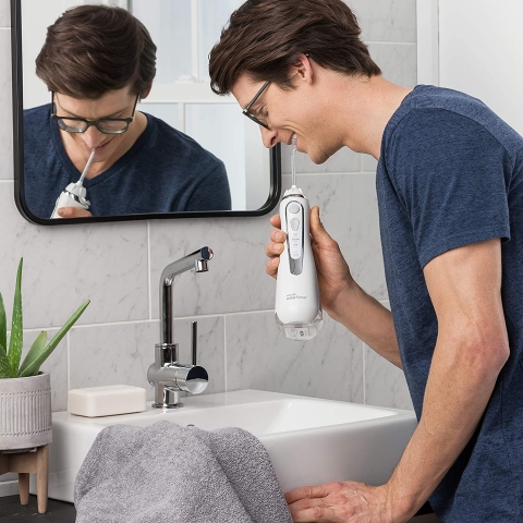 Waterpik Cordless Advanced WP-560 arjl Az Duu (Beyaz)