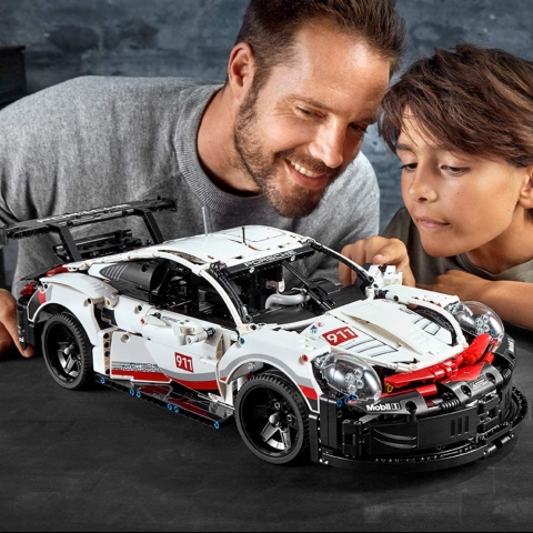 LEGO Technic Porsche 911 RSR 42096 Race Car (1580 Para - 10 Ya)