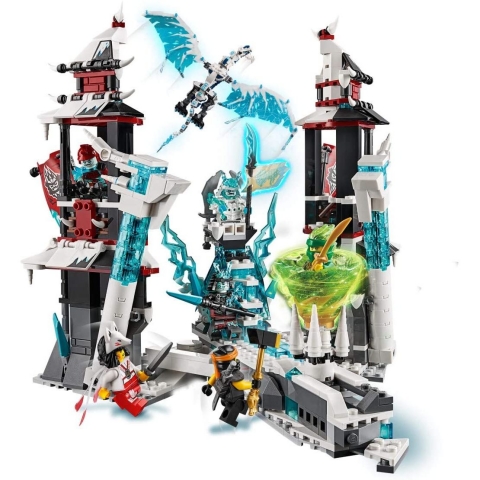 LEGO NINJAGO Castle of The Forsaken Emperor 70678 (1218 Par�a)