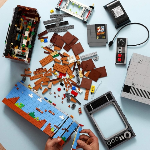 LEGO Nintendo Entertainment System 71374 (2646 Para - 18 Ya)