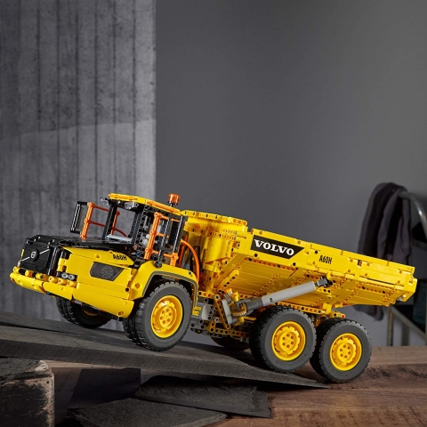LEGO Technic 6x6 Volvo Articulated Hauler 42114 (2193 Para)