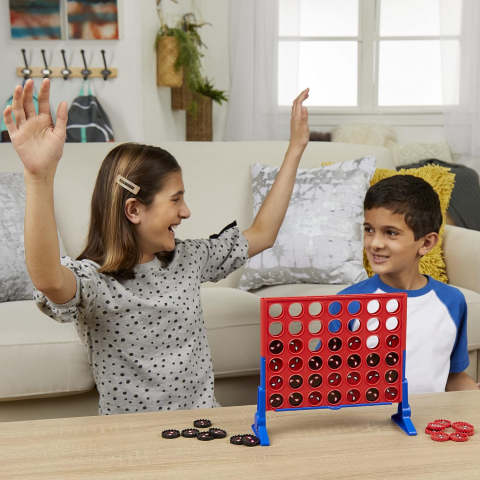 Hasbro Gaming Connect 4 Marvel Spider-Man Edition Kutu Oyunu