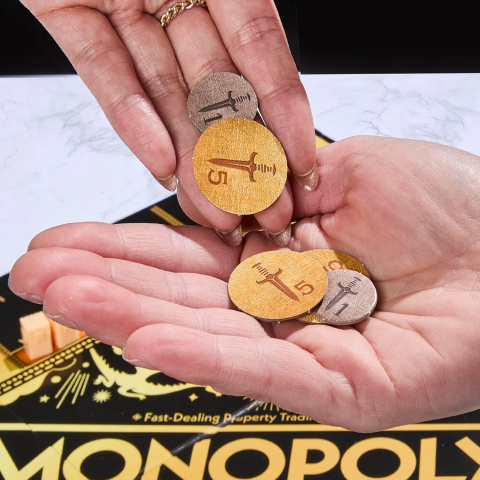 MONOPOLY Fourth Wing Edition Kutu Oyunu