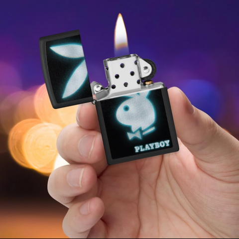 Zippo Playboy Blur Design Black Matte �akmak