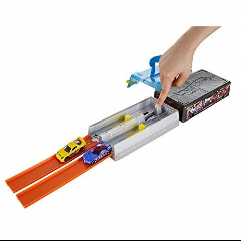 Hot Wheels Race Case Track Set