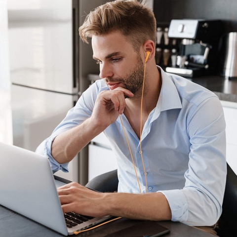 Maeline Kablolu Kulak i Kulaklk (Turuncu)