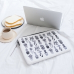 Comfyable MacBook Pro/Air anta (13 in)-Monochrome Cactus