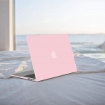 Generic MacBook Pro effaf Sert Klf (13 in)(M2)-Pink