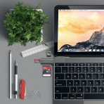 Satechi MacBook Pro Alminyum Type-C Mikro/SD Kart Okuyucu(Gri)
