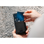 UAG Metropolis Manyetik Czdan Stand-Kevlar Black 