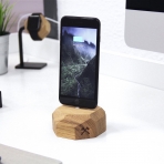 Woodcessories EcoDock iPhone Stand-Oak