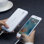 Yoobao Q12 H�zl� �arj/Ta��nabilir Batarya (12000 mAh)-White