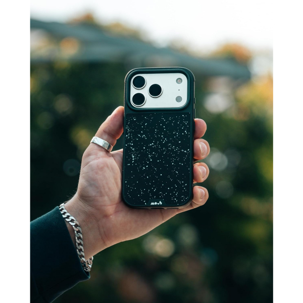 Mous Limitless iPhone 18 Pro K�l�f-Gespikkeld Zwart