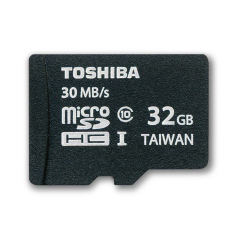 Toshiba 32 GB MICRO UHS-1 C10 30MB/sn Adaptrl