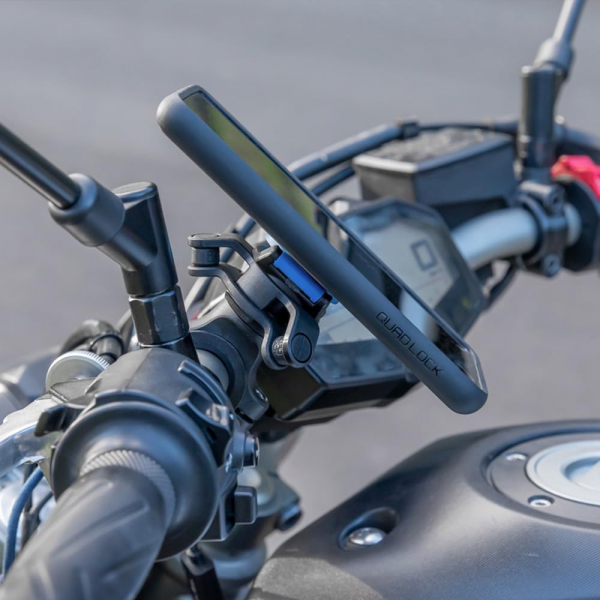 Quad Lock iPhone 15 Pro Max Titreim MAG Gidon Seti