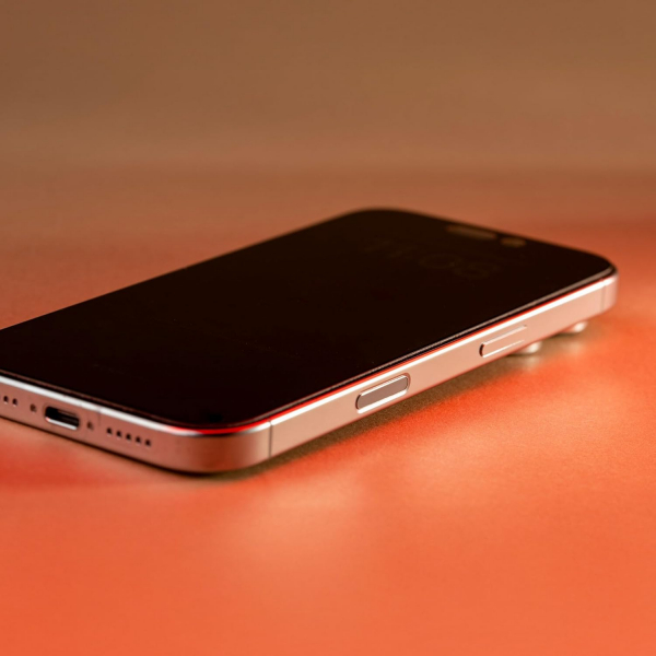 BodyGuardz iPhone 14 ProMax Krmz Ik Ekran Koruyucu