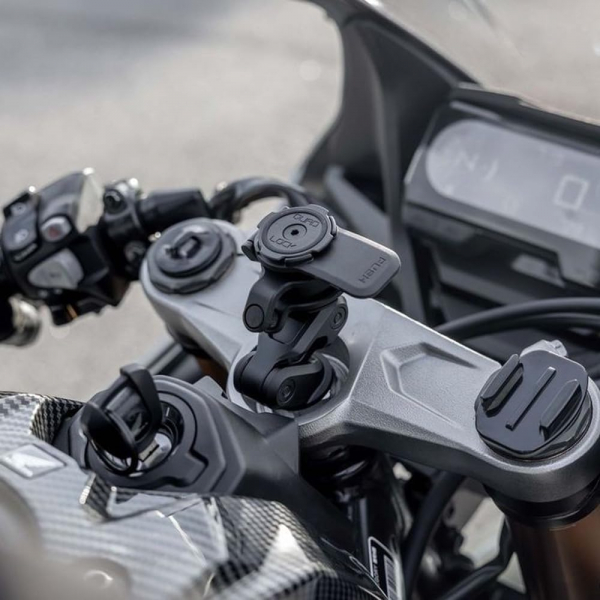 Quad Lock iPhone 17 Titre�imli MAG �atal Sap Set