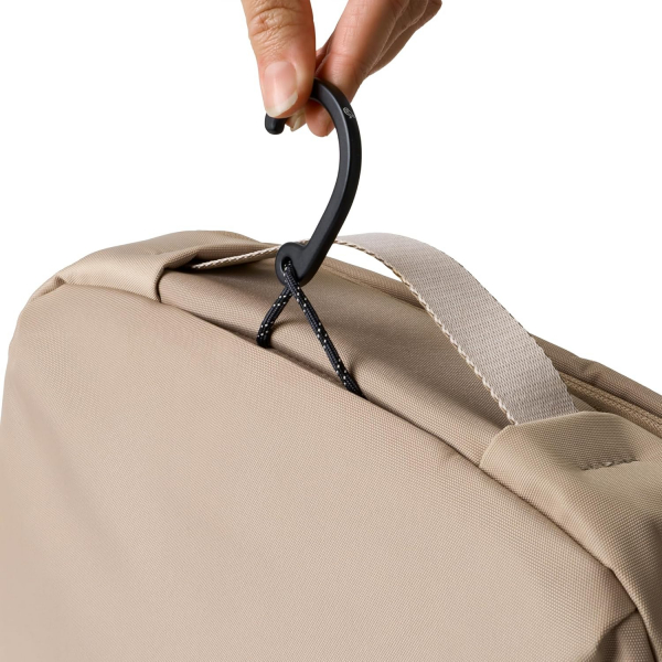 Bellroy Askl anta Plus (8L)-Stone