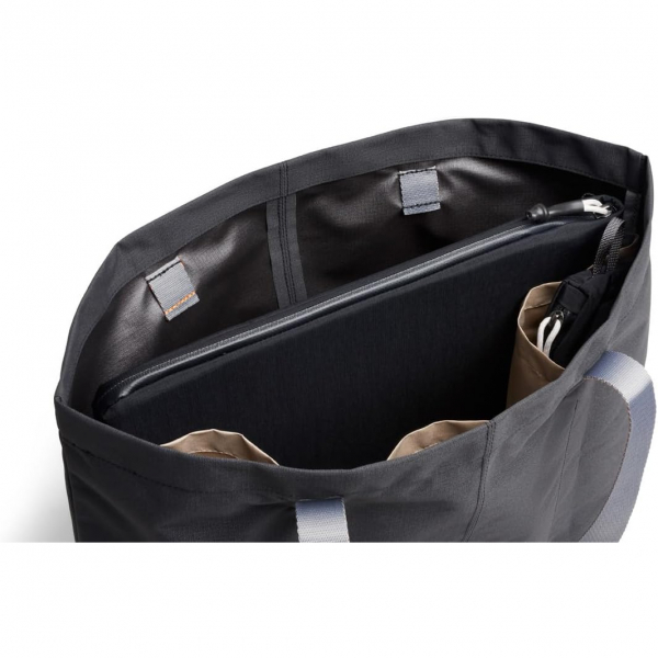Bellroy Lite Laptop antas (14 in)-Black