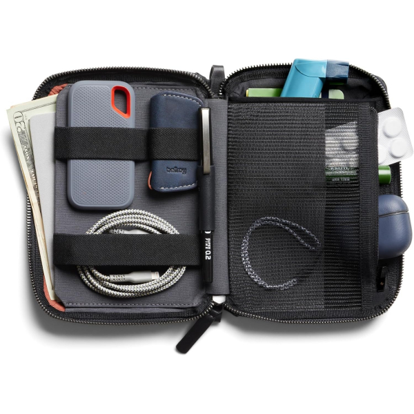 Bellroy Wonder Kit Organizer anta-Raven