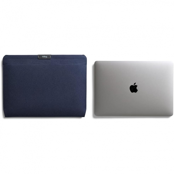 Bellroy MacBook Uyumlu nce Koruyucu Klf(16 in)-Navy