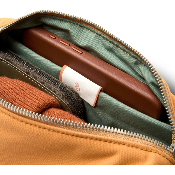 Bellroy Classic Sling apraz anta-Butterscotch