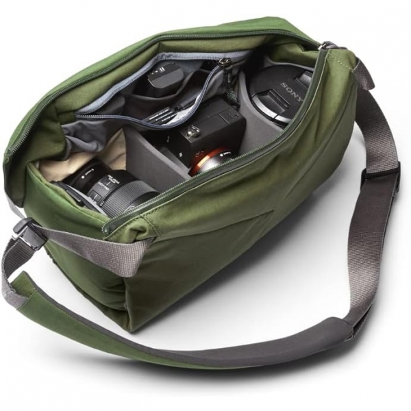 Bellroy Venture anta 10L (Ranger Green)