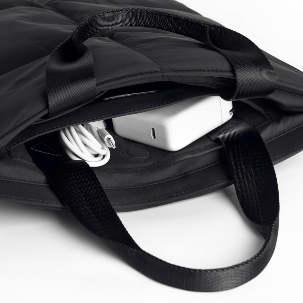 Comfyable Kapitone Laptop Klf (15-16 in)-Black 