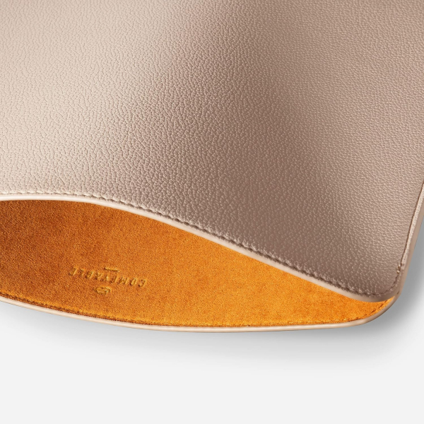 Comfyable MacBook Neo Laptop �antas� (13 in�)-Sand