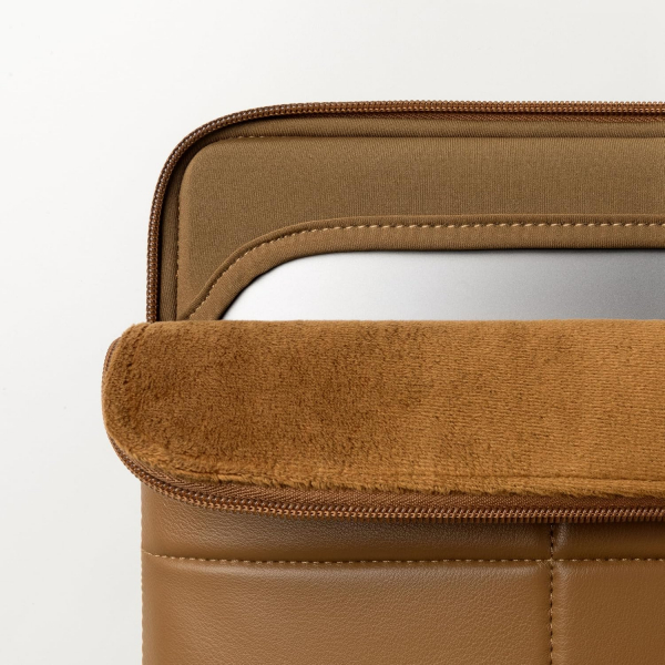 Comfyable nce Laptop antas (13-14 in)-Brown