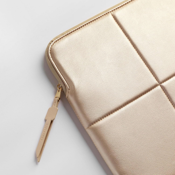 Comfyable nce Laptop antas (13-14 in)-Gold 