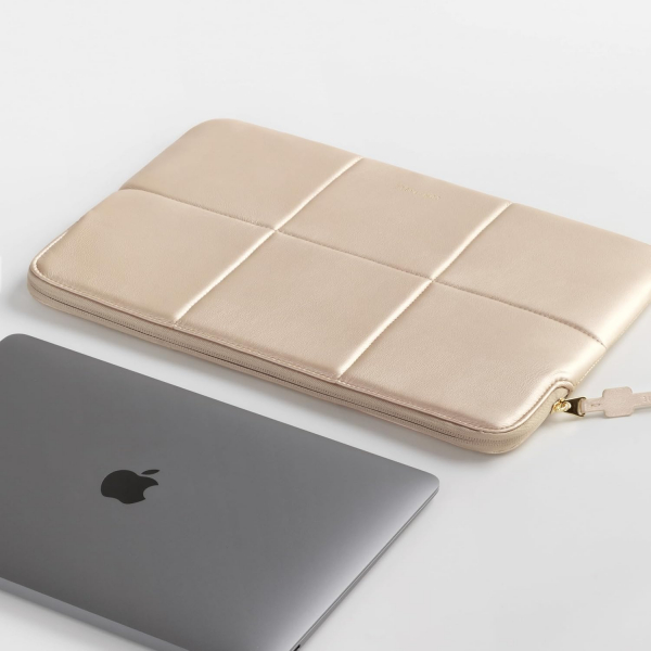 Comfyable nce Laptop antas (13-14 in)-Gold 