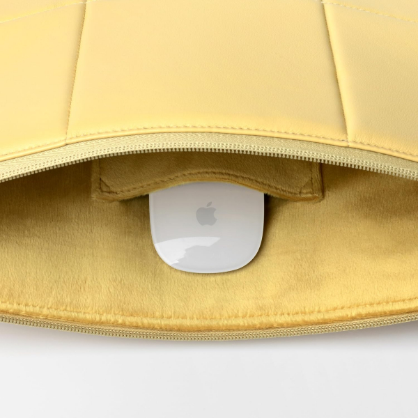 Comfyable nce Laptop antas (13-14 in)-Mustard Yellow