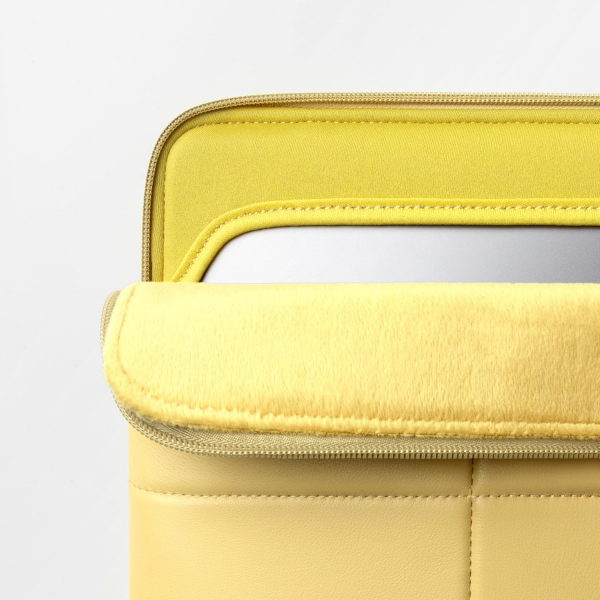 Comfyable nce Laptop antas (13-14 in)-Mustard Yellow