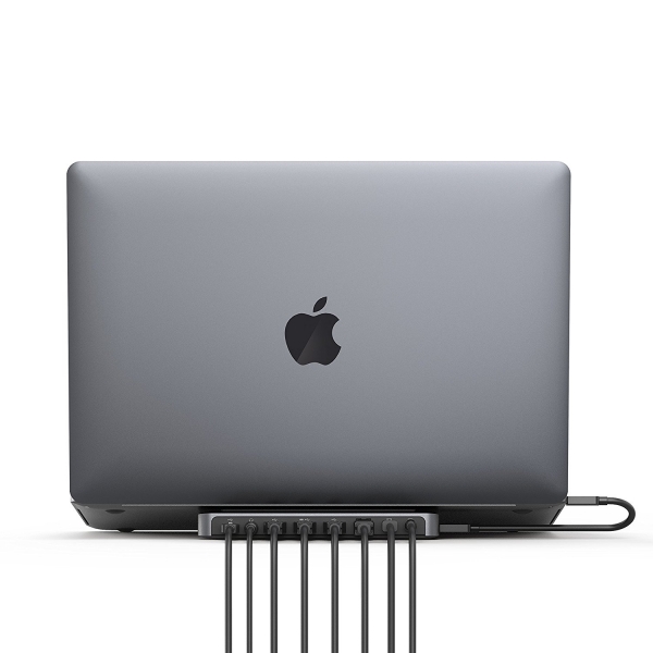 Henge Docks MacBook Pro in USB C Dock