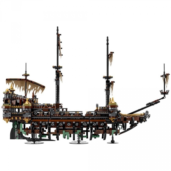 LEGO  71042 Pirates of the Caribbean Silent Mary Building Set