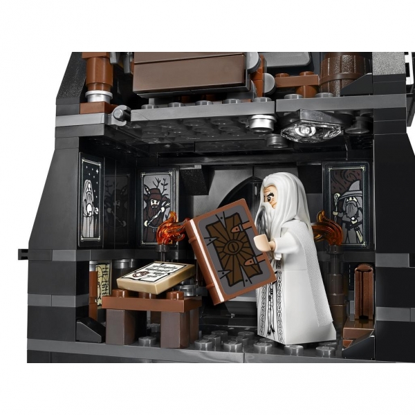 LEGO Lord of the Rings Tower of Orthanc 10237 