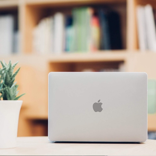 Moshi MacBook Pro Retina iGlaze Klf (15 in) (2018)-Black