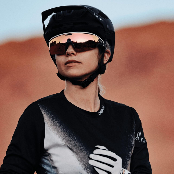 Oakley Meta Vanguard Ak�ll� G�zl�k