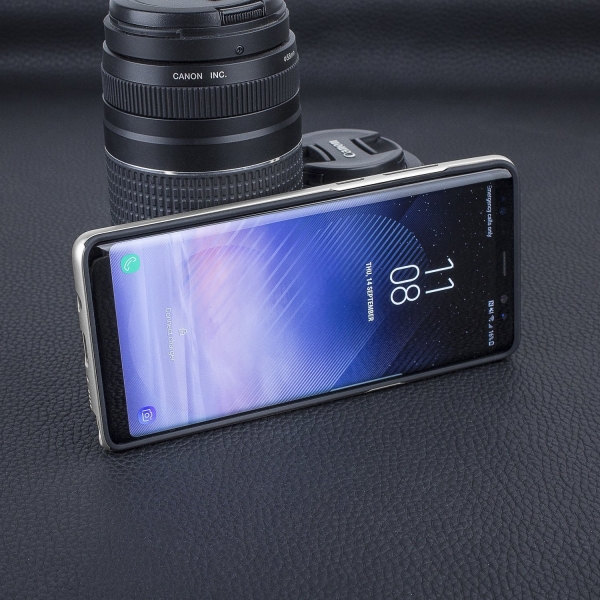Olixar Galaxy Note 8 Karbon Fiber Dizayn Bumper Klf-Silver