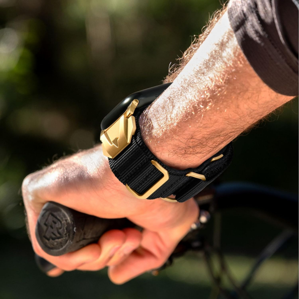 SUNFWR Apple Watch 10 42mm Kay -Black Gold