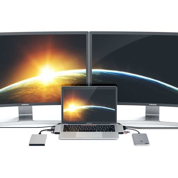 Satechi MacBook Pro 13 ve 15 in Alminyum Type-C Pro Hub Adaptr (Gm)