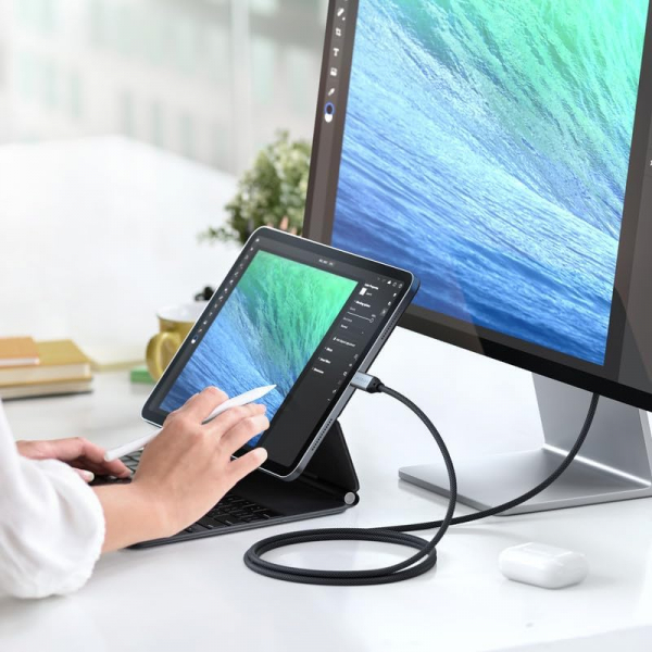 Satechi USB4 V1 USB C 4.0 Pro Kablo 