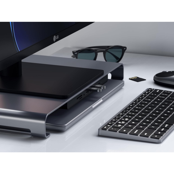Satechi USB C Hub Monitr Stand
