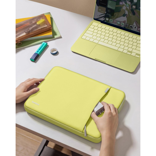 Tomtoc Defender A13 MacBook Neo Laptop �antas� (13 in�)-Citrus