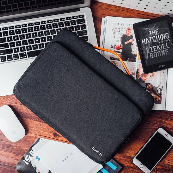 Tomtoc Laptop El antas (13 / 13.3 in)-Black